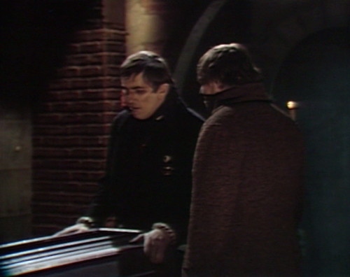 431 dark shdows coffin barnabas ben