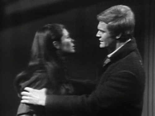 437 dark shadows spin vicki peter