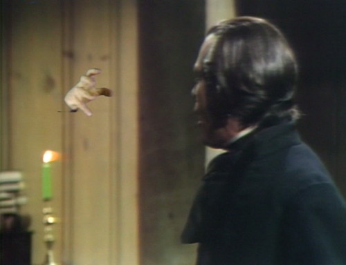 438 dark shadows chromakey hand trask