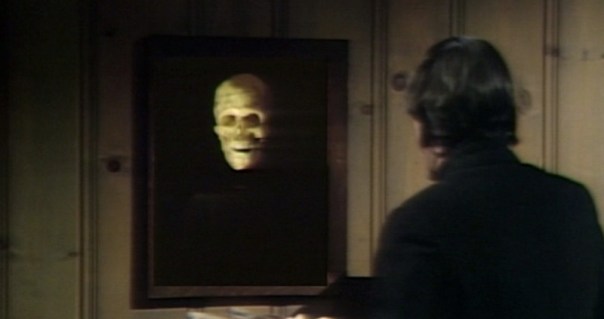 438 dark shadows skull trask