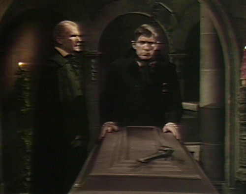 447 dark shadows coffin joshua barnabas