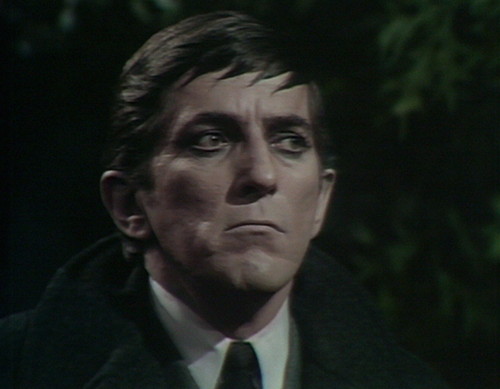 462 dark shadows count barnabas