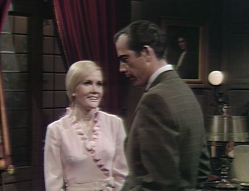 463 dark shadows fun carolyn tony