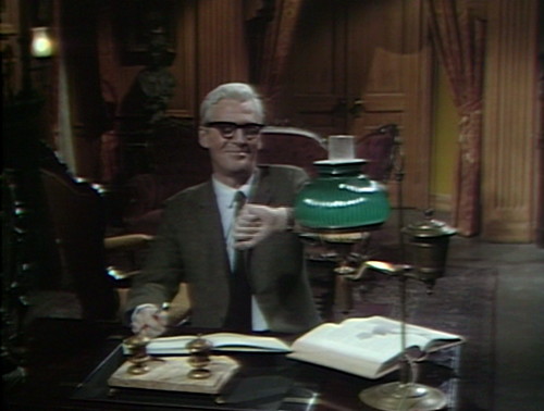 469 dark shadows house lang