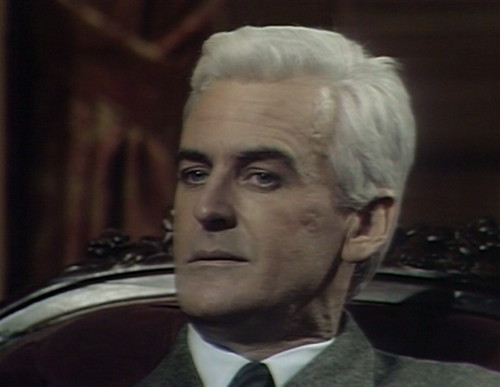 469 dark shadows more lang