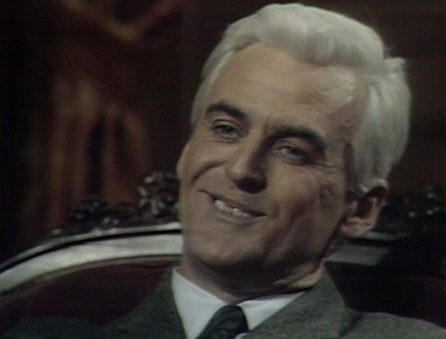 469 dark shadows smile lang