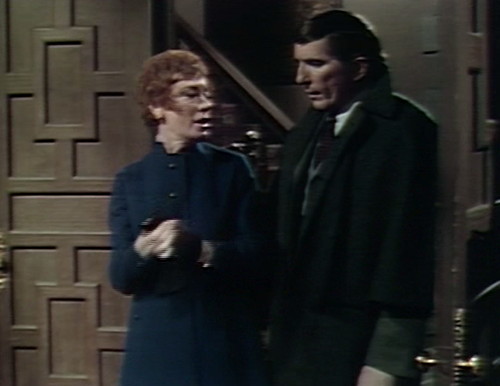 472 dark shadows drink julia barnabas