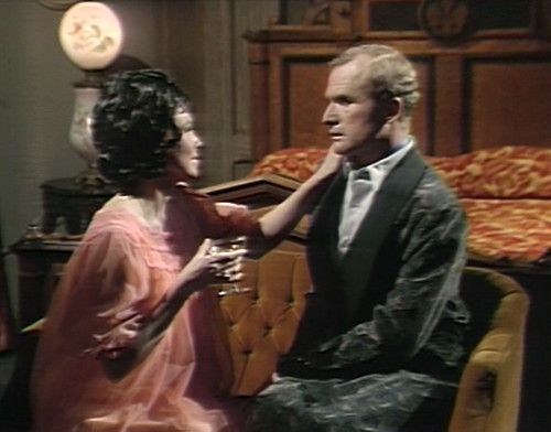 474 dark shadows resistance cassandra roger