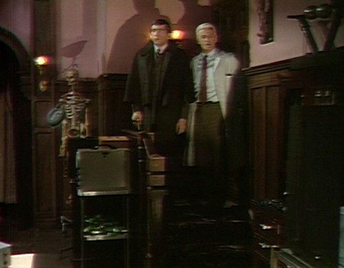 476 dark shadows skellington barnabas lang