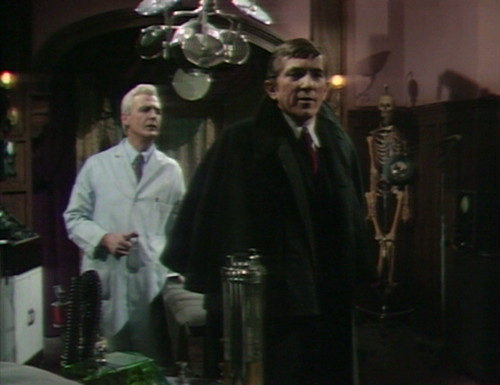 476 dark shadows tamper lang barnabas