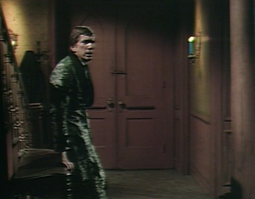 477 dark shadows warned barnabas
