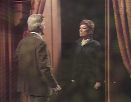 484 dark shadows late lang julia