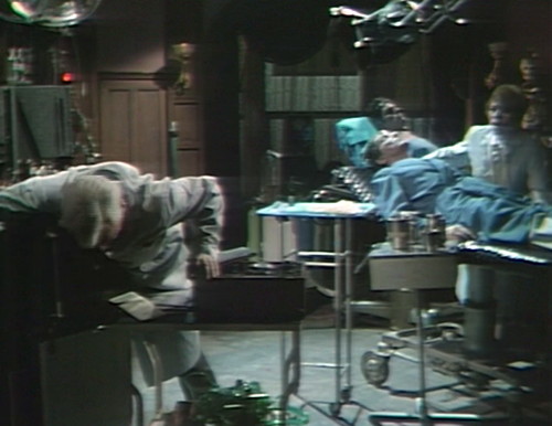 485 dark shadows collapse lang julia