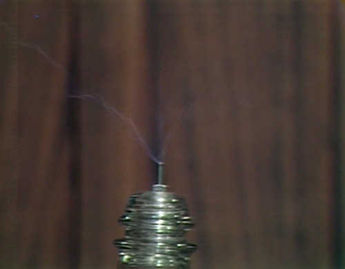 485 dark shadows electric