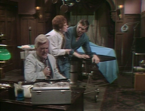 486 dark shadows save lang barnabas