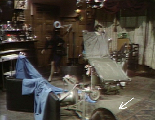 491 dark shadows head julia