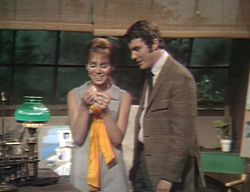 494 dark shadows maggie joe fiancee