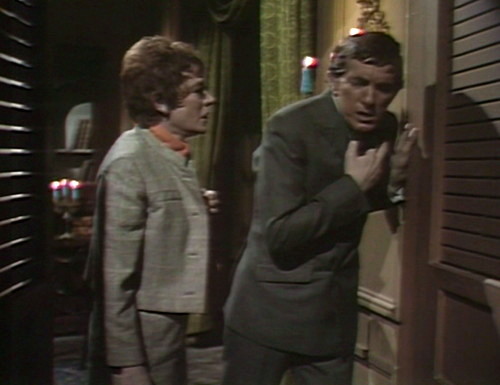 501 dark shadows julia barnabas postgame