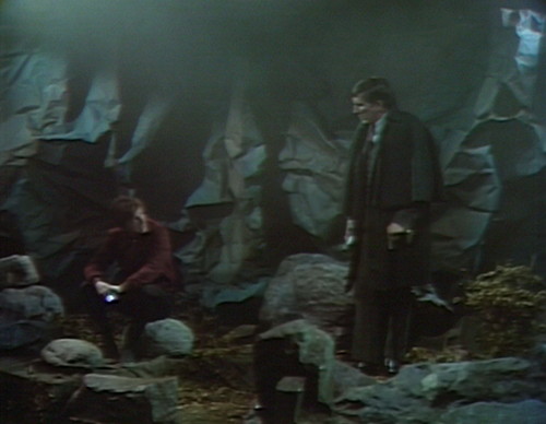 506 dark shadows willie barnabas beach