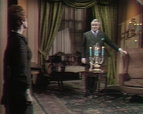 507 dark shadows stokes envy