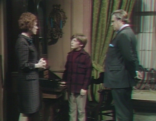 511 dark shadows julia david trespassing