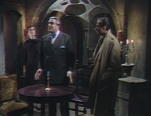 511 dark shadows julia stokes calling