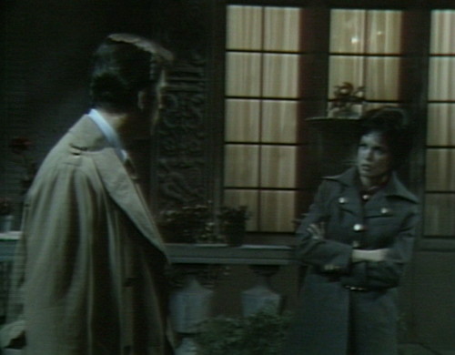 513 dark shadows cassandra lean