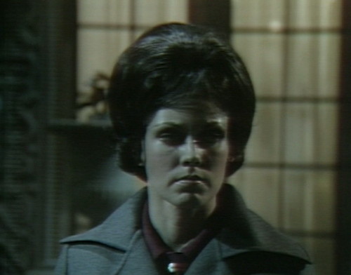513 dark shadows cassandra pout