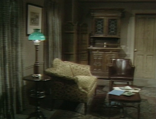 513 dark shadows tony apartment