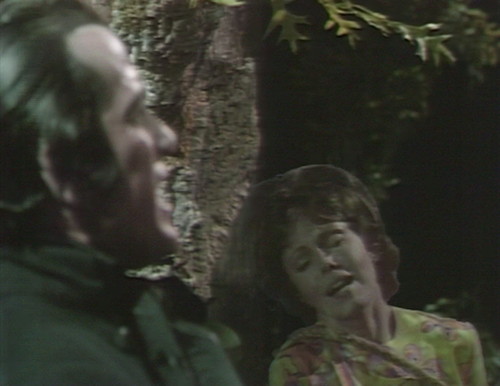 519 dark shadows cassandra trask disappear