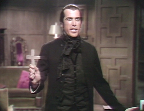 519 dark shadows trask cross