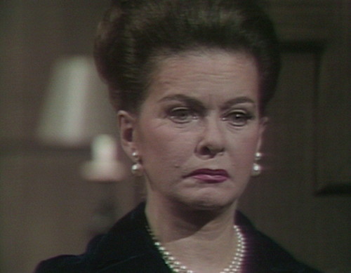 520 dark shadows liz loose