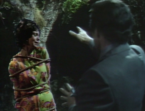 526 dark shadows cassandra nicholas tree