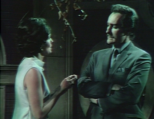 528 dark shadows cassandra nicholas critique