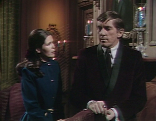 530 dark shadows vicki barnabas why