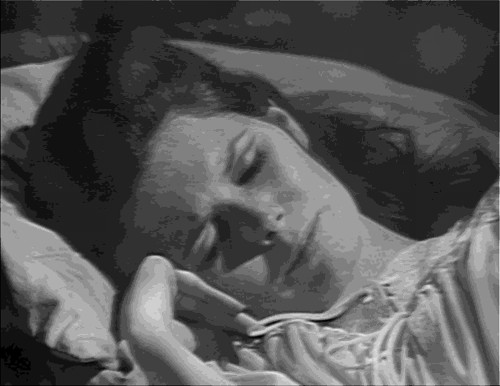 531 dark shadows vicki air.jpg (4x4 Dither)