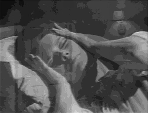 531 dark shadows vicki face.jpg (4x4 Dither)