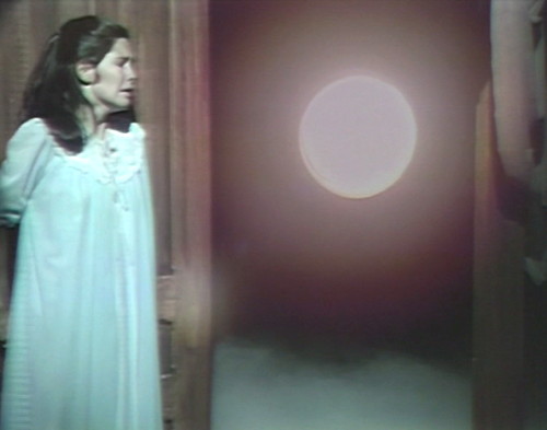 531 dark shadows vicki sense