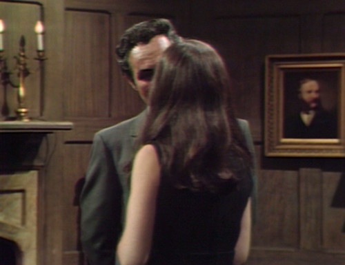 539 dark shadows nicholas vicki camera