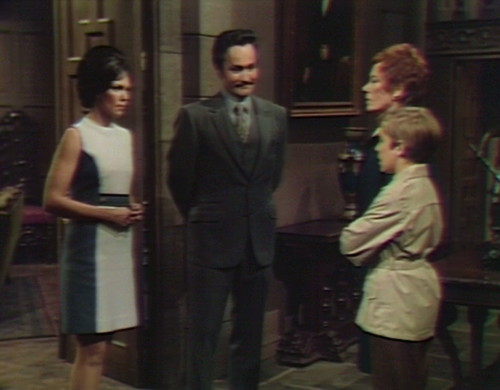 541 dark shadows cassandra nicholas pen