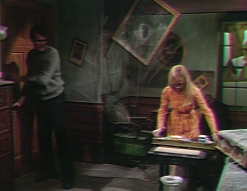 542 dark shadows adam carolyn frame