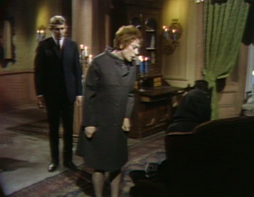 547 dark shadows barnabas julia chair