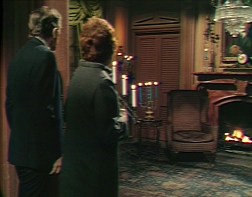 551 dark shadows barnabas julia armchair