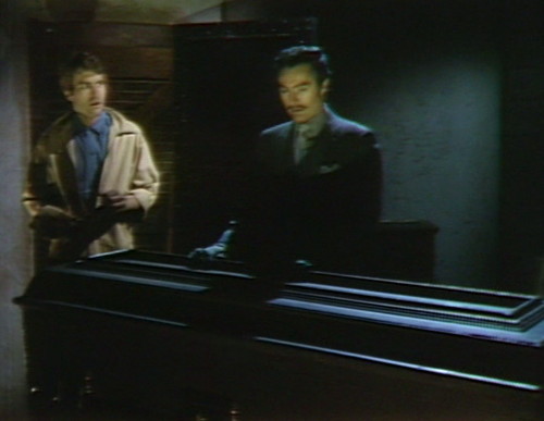 554 dark shadows tom nicholas coffin