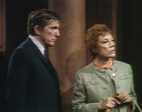 557 dark shadows barnabas julia format