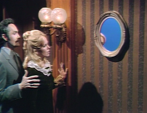 559 dark shadows angelique mirror