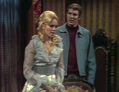 561 dark shadows angelique joe chump