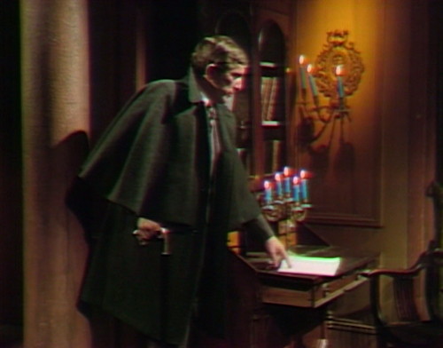 565 dark shadows barnabas sense
