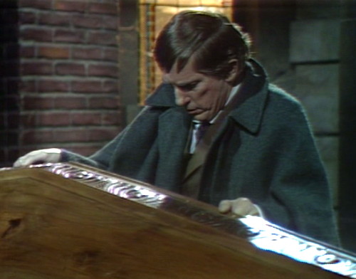 571 dark shadows barnabas opens coffin