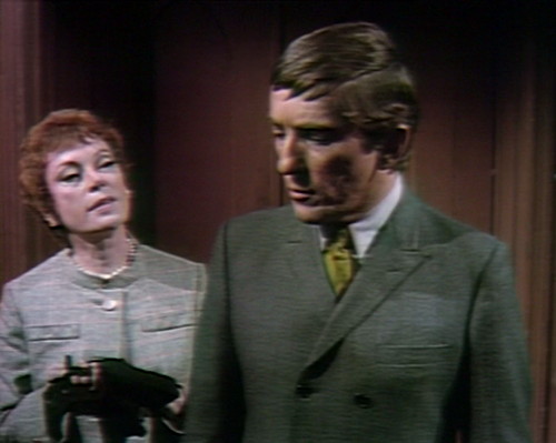 572 dark shadows julia barnabas house